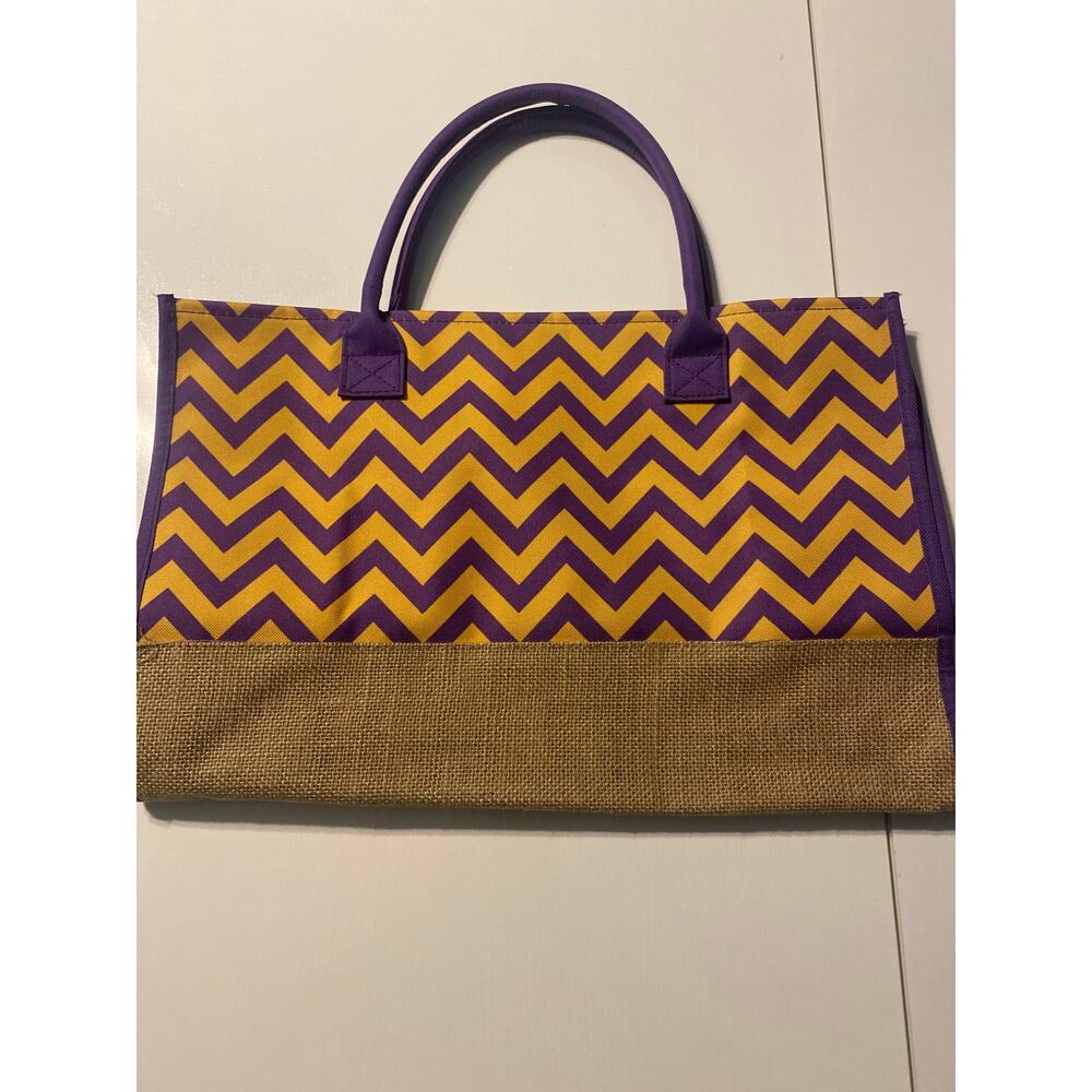 Tote bag by MainStreet Collection